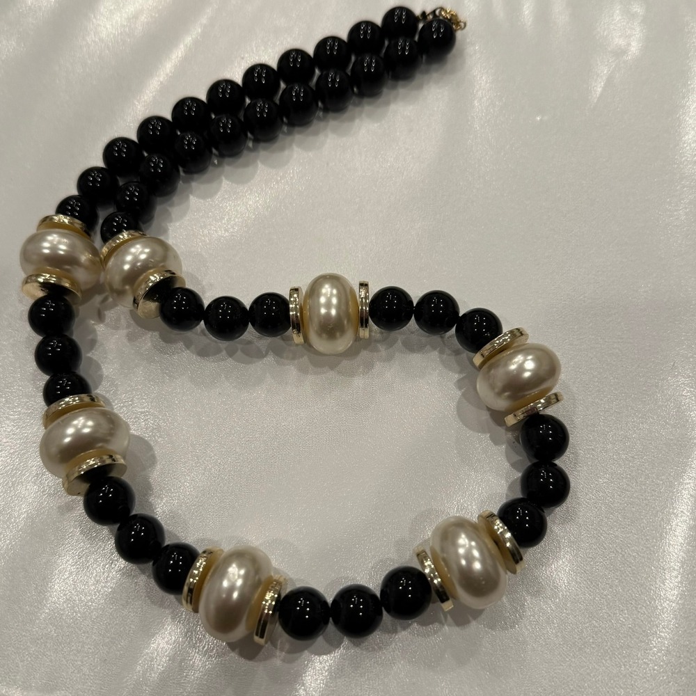 Chic Black Bead Faux Pearl Gold Tone Accent Necklace Statement Jewelry